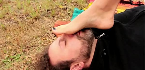  TheVoyeur Ep1 Part 2- Barefoot Licking in the Outdoor